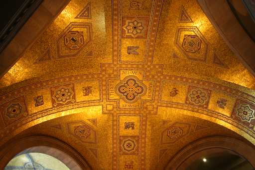 Le plafond en mosaïque du Musée royal de l'Ontario
