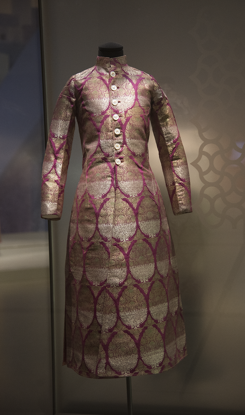 Manteau de cérémonie, sherwani.